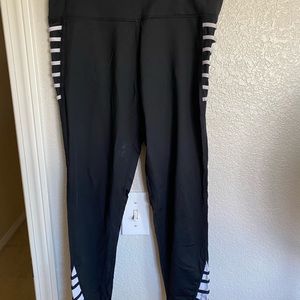 Betsy Johnson black leggings